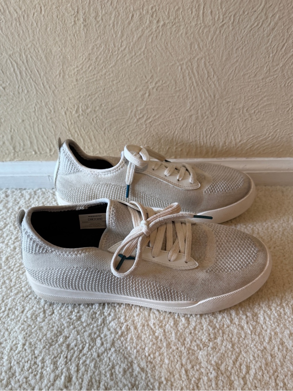 Vessi Weekend Classic Waterproof Shoes | Women's 9 / Men's 8